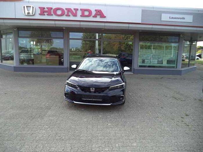 Honda Civic e: HEV Advance nordic Silber Paket