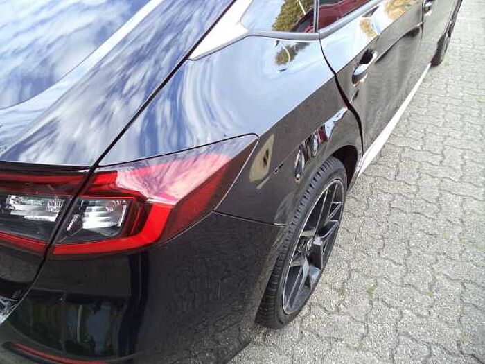 Honda Civic e: HEV Advance nordic Silber Paket