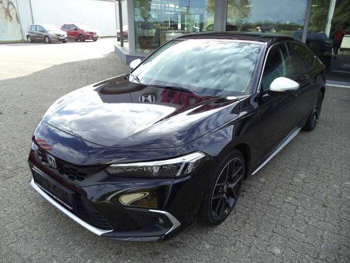 Honda Civic e: HEV Advance nordic Silber Paket